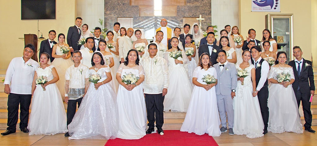 Kasalang Bayan, an annual event held in Lancaster New City is back on its 4th year. Twenty couples were chosen to join this year’s event.