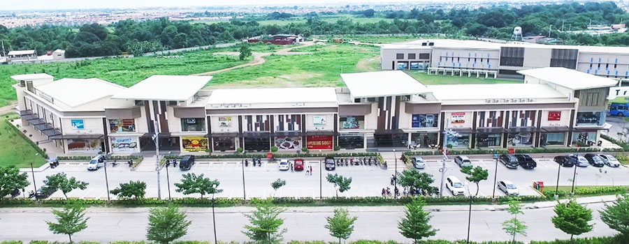 The Square at Lancaster New City Cavite